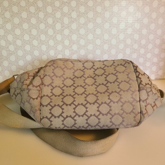 Tommy Hilfiger TH Logo Beige & Red Crossbody Purse - Picture 7 of 10